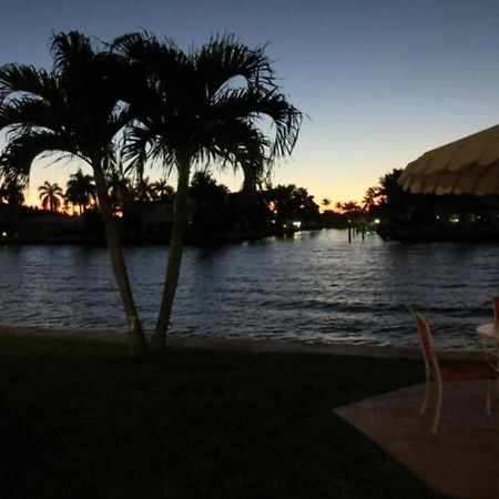Studio Intracoastal Views! 5 Min Walk To The Beach Villa Pompano Beach Kültér fotó