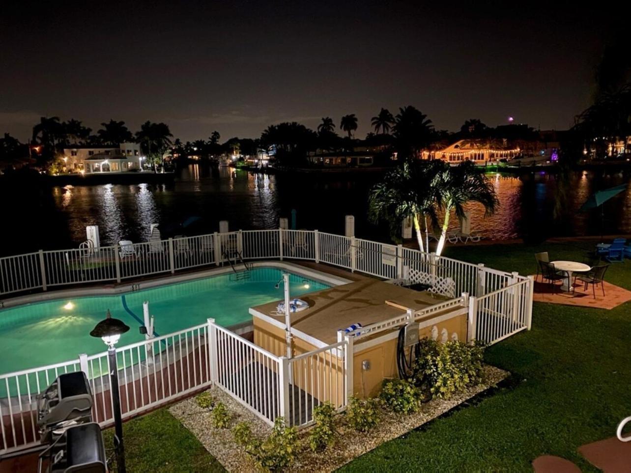 Studio Intracoastal Views! 5 Min Walk To The Beach Villa Pompano Beach Kültér fotó
